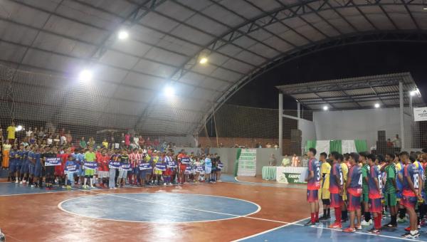 Prefeitura de Angico através da Secretaria de Esporte promove emocionante abertura da 10ª edição do Campeonato Municipal de Futsal