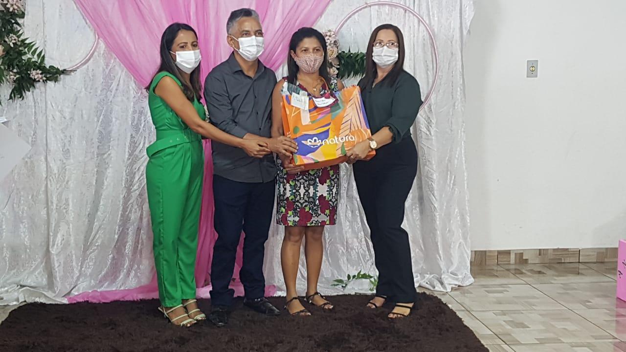 Prefeitura homenageia as mães de Angico com live e mensagem especial