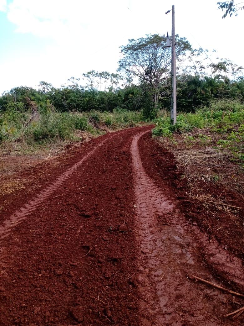 Estrada Vicinal que liga o Povoado Mato Redondo aos Engenhos passa por melhorias
Estrada Vicinal que liga o Povoado Mato Redondo aos Engenhos passa por melhorias