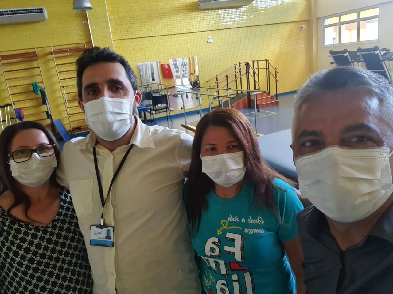 Prefeito Cleofan participa de reunião no Centro Especializado em Reabilitação (CER) de Araguaína em busca de benefícios para saúde de Angico
