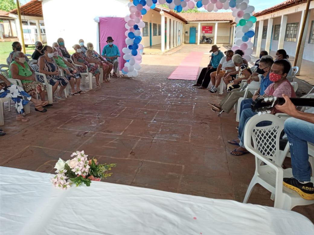 1º DE OUTUBRO: Idosos de Angico participam de confraternização em comemoração ao Dia Internacional do Idoso