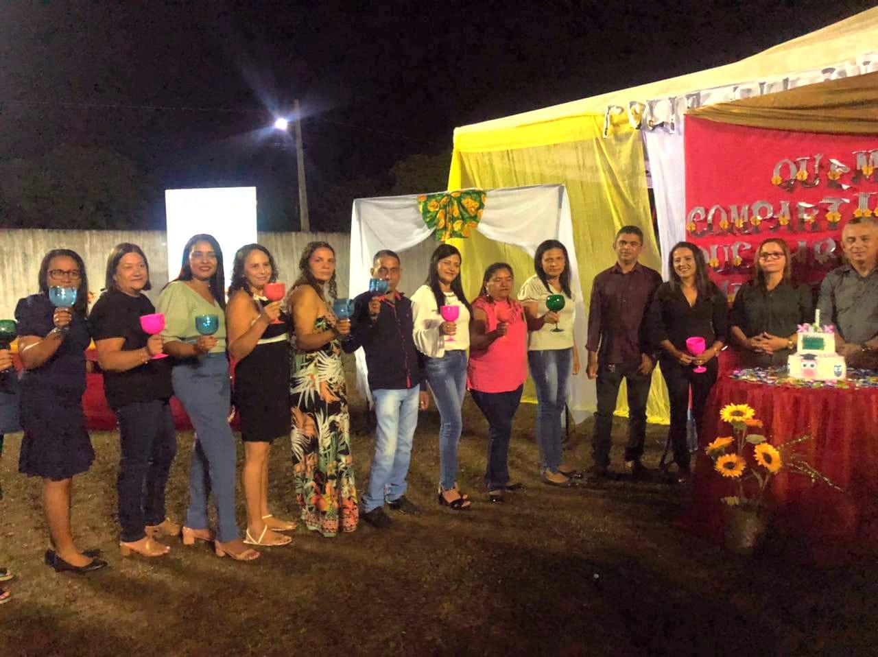 Prefeitura de Angico realiza confraternização em homenagem ao Dia dos Professores