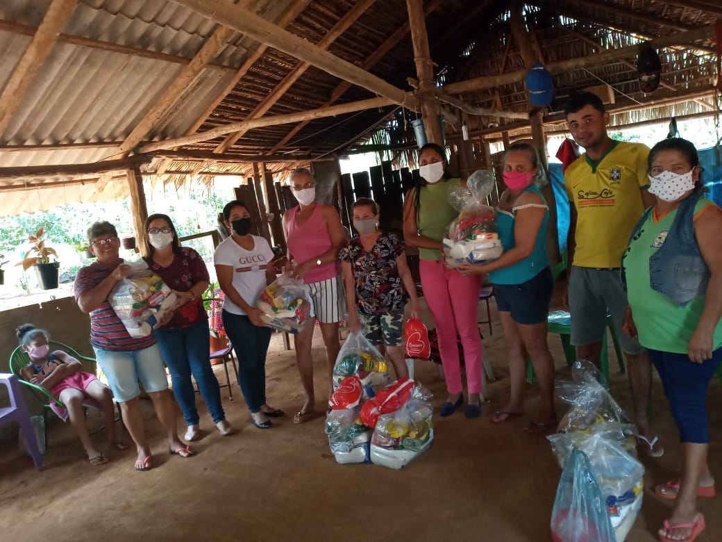 Prefeitura, Assistência Social e CRAS entregam cestas básicas às famílias vulneráveis de Angico