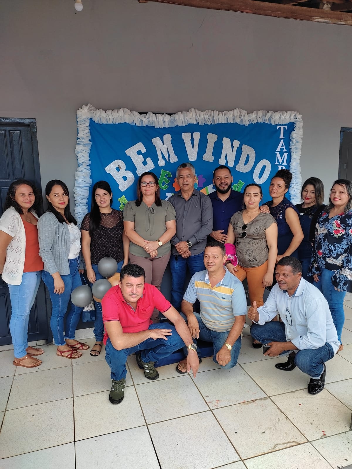 Reformada e adaptada, Escola Municipal Raimundo Barbosa Lima, é entregue à comunidade do Povoado Tamboril Reformada e adaptada, Escola Municipal Raimundo Barbosa Lima, é entregue à comunidade do Povoado Tamboril