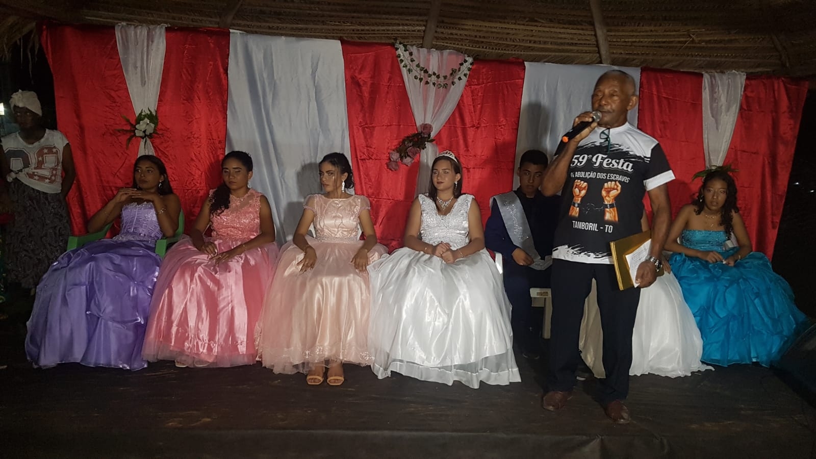 Uma noite de festividade e comemoração histórico-cultural acontece no Povoado Tamboril, em Angico