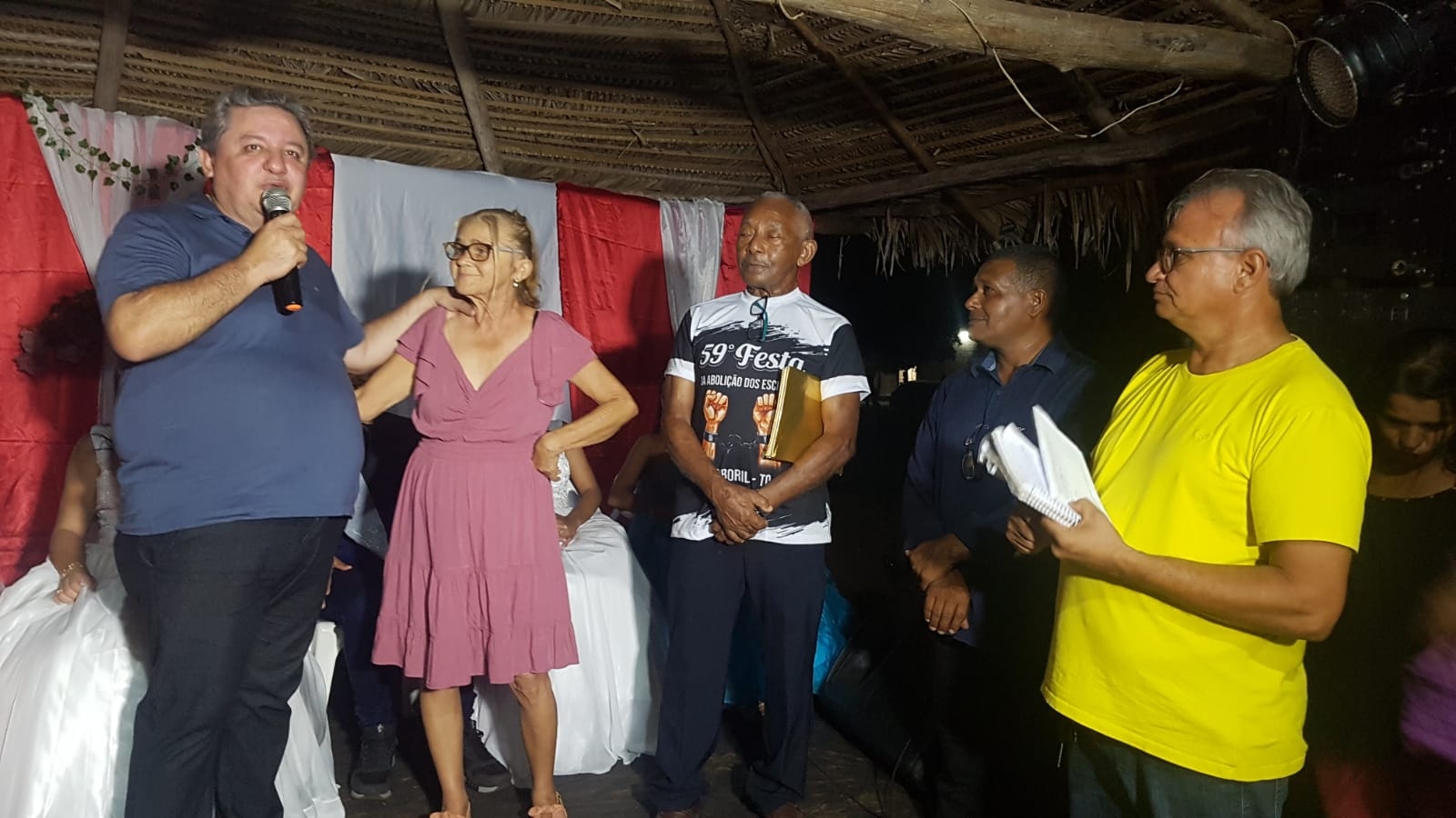 Uma noite de festividade e comemoração histórico-cultural acontece no Povoado Tamboril, em Angico