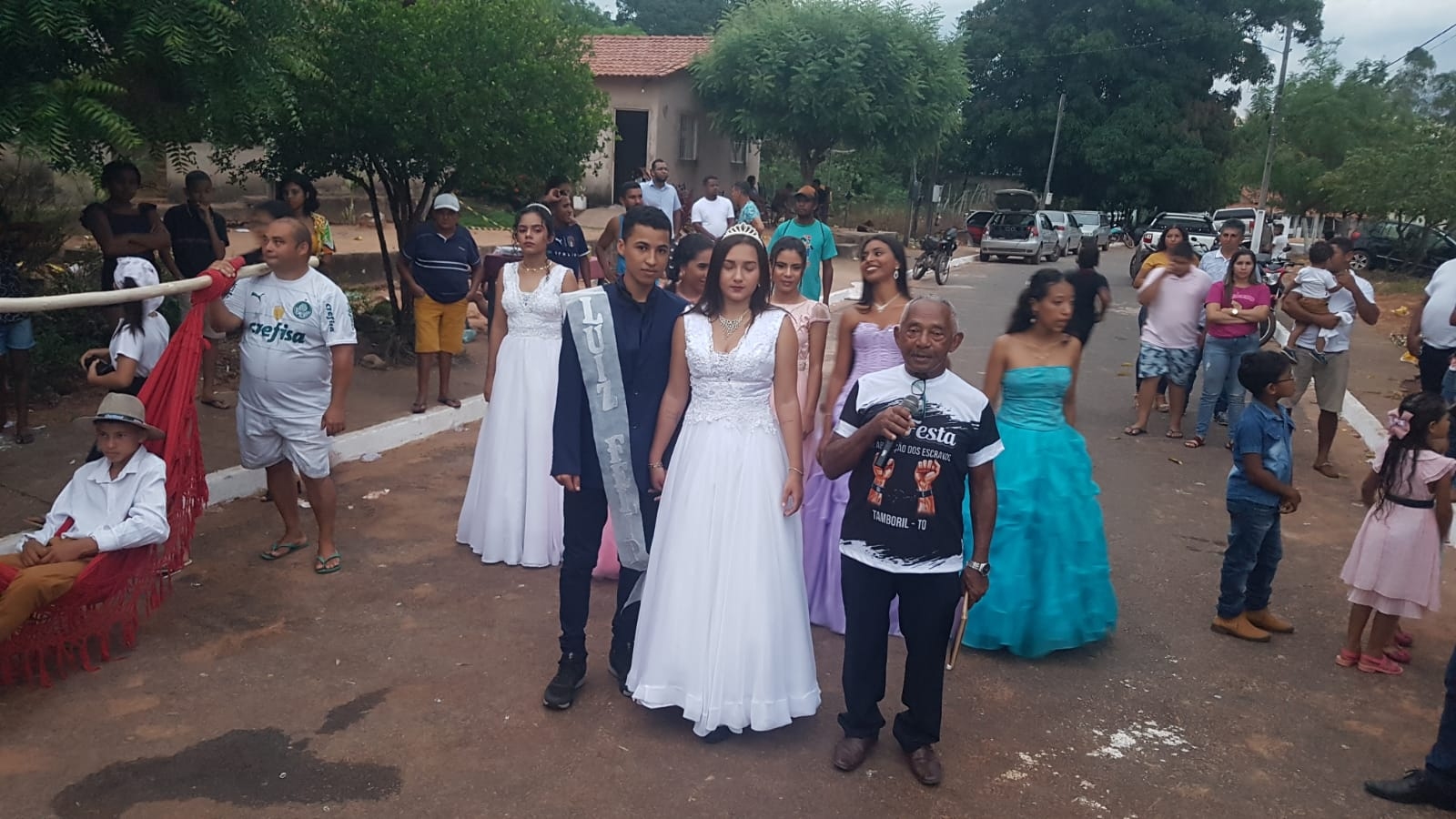 Uma noite de festividade e comemoração histórico-cultural acontece no Povoado Tamboril, em Angico