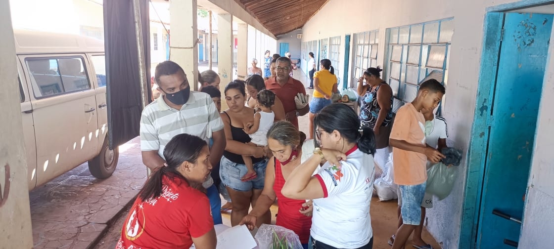 Prefeitura inicia entrega de alimentos e produtos através da Conab aos usuários do SCFV