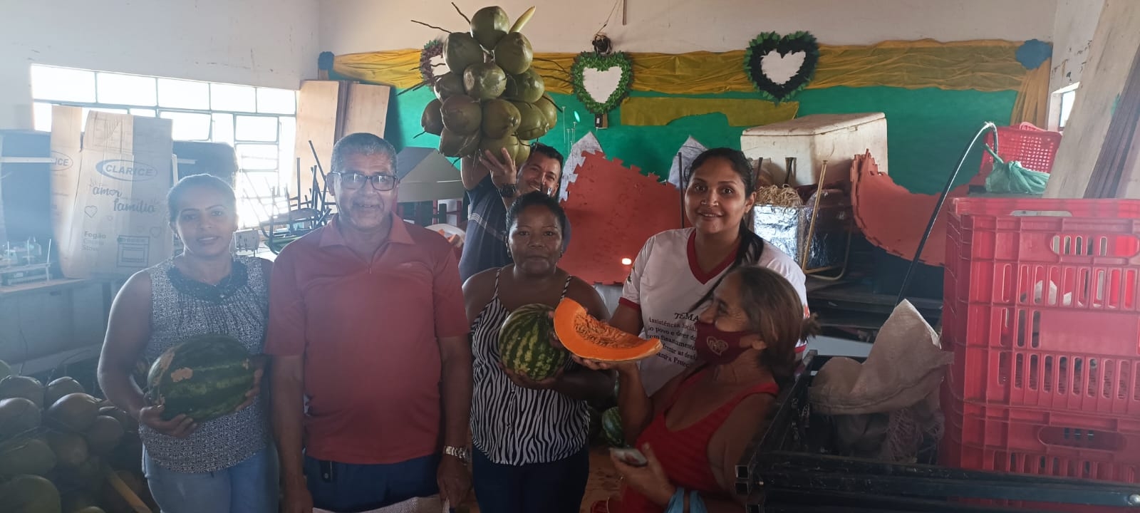 Prefeitura inicia entrega de alimentos e produtos através da Conab aos usuários do SCFV
