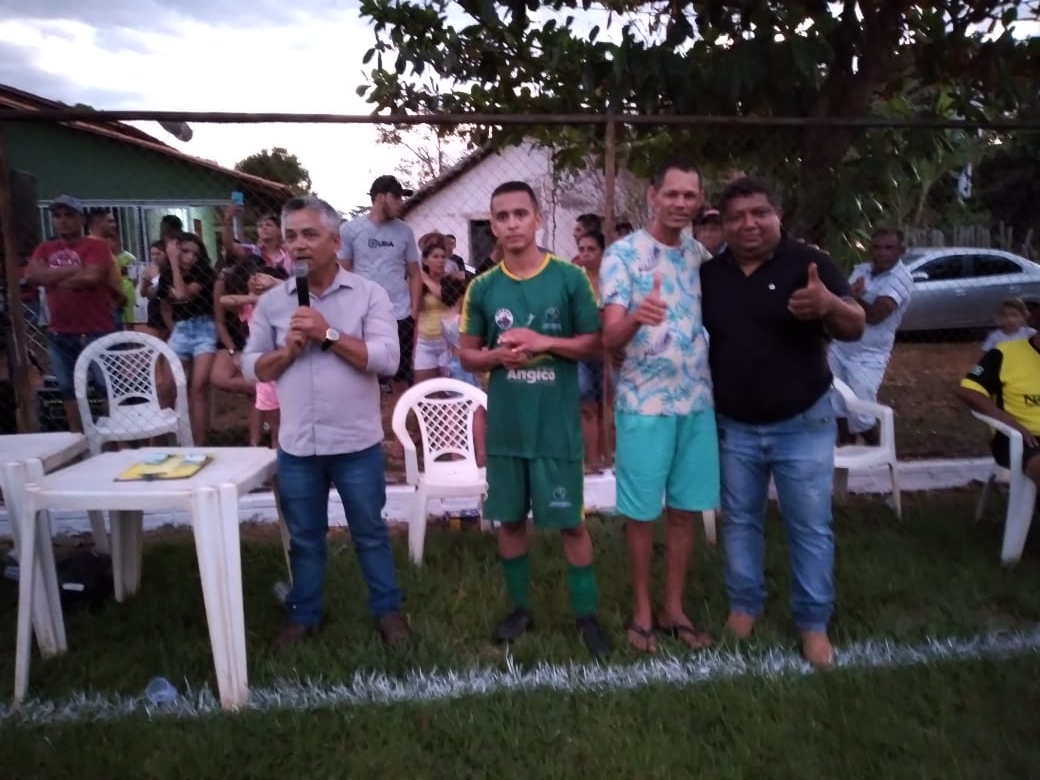 ESPORTES: Copa MR de Futebol foi realizada no Povoado Mato Redondo, equipe de Brejinho ganhou o campeonato ESPORTES: Copa MR de Futebol foi realizada no Povoado Mato Redondo, equipe de Brejinho ganhou o campeonato