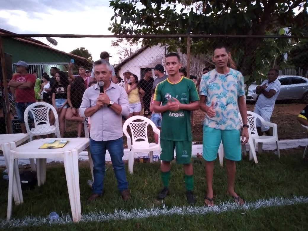 ESPORTE: Copa MR de Futebol foi realizada no Povoado Mato Redondo, equipe de Brejinho ganhou o campeonato ESPORTE: Copa MR de Futebol foi realizada no Povoado Mato Redondo, equipe de Brejinho ganhou o campeonato