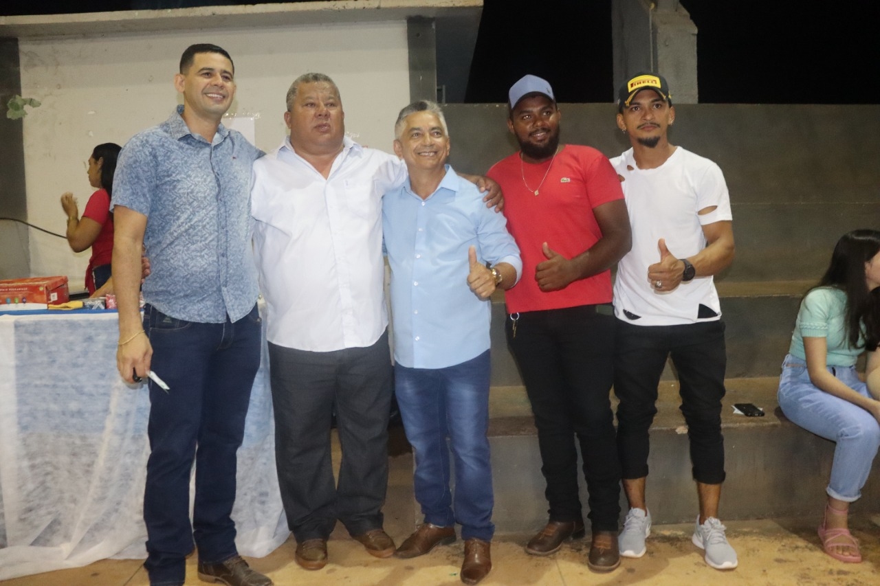 Com muita emoção Prefeitura de Angico realiza festa em Comemoração ao Dia dos Pais Com muita emoção Prefeitura de Angico realiza festa em Comemoração ao Dia dos Pais