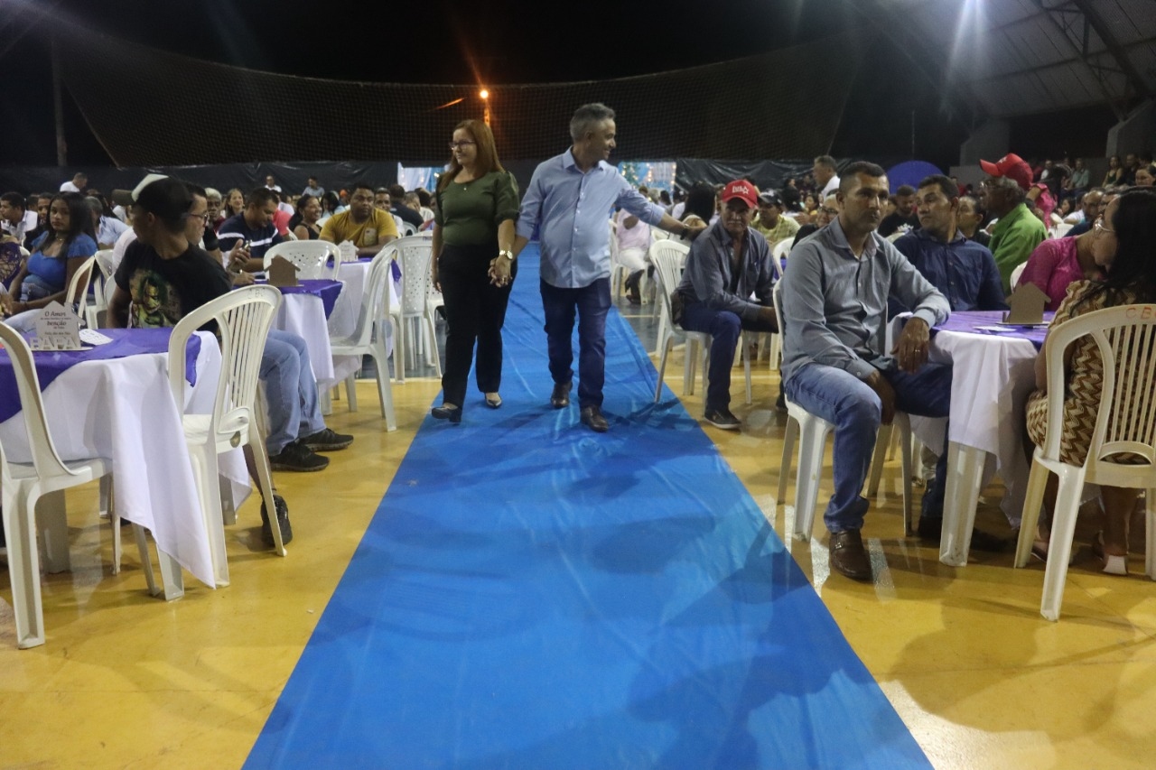 Com muita emoção Prefeitura de Angico realiza festa em Comemoração ao Dia dos Pais Com muita emoção Prefeitura de Angico realiza festa em Comemoração ao Dia dos Pais