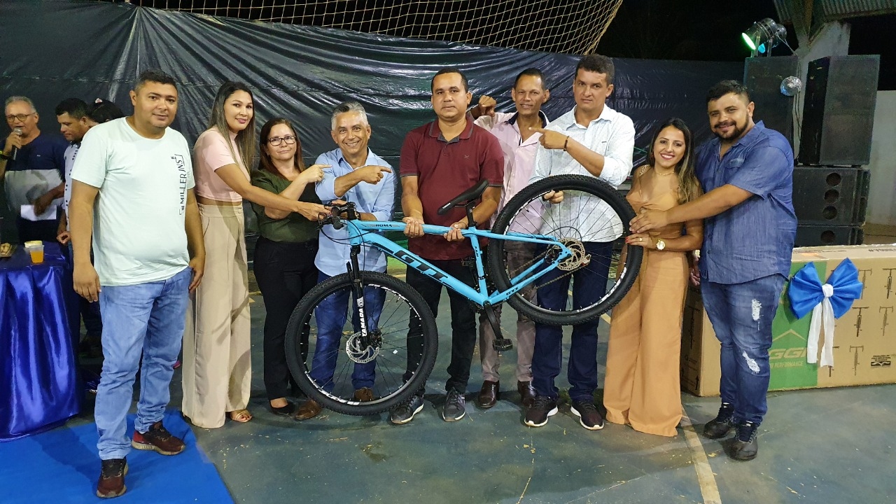 Com muita emoção Prefeitura de Angico realiza festa em Comemoração ao Dia dos Pais Com muita emoção Prefeitura de Angico realiza festa em Comemoração ao Dia dos Pais