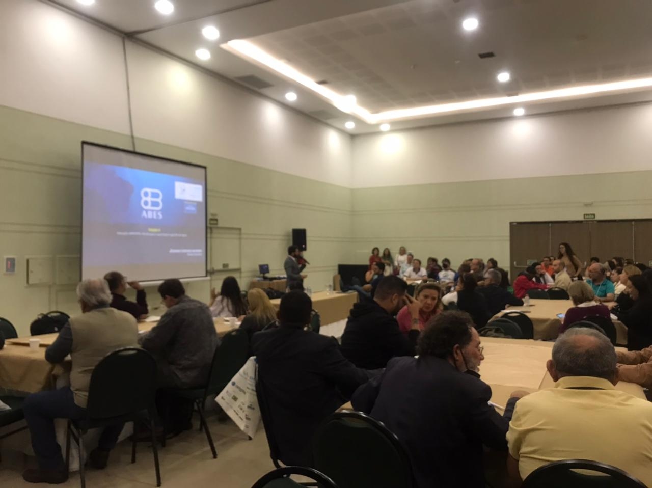 Secretário Municipal do Meio Ambiente de Angico Sebastião Guimarães participa do XXIV ENCOB em Foz do Iguaçu (PR)