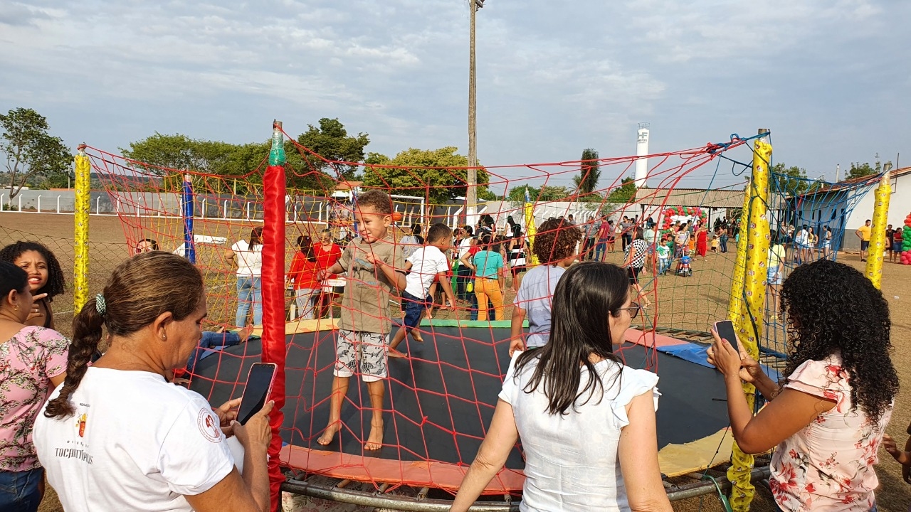 Prefeitura de Angico realiza grandiosa festa em homenagem ao Dia das Crianças 