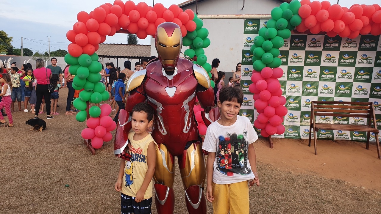 Prefeitura de Angico realiza grandiosa festa em homenagem ao Dia das Crianças 