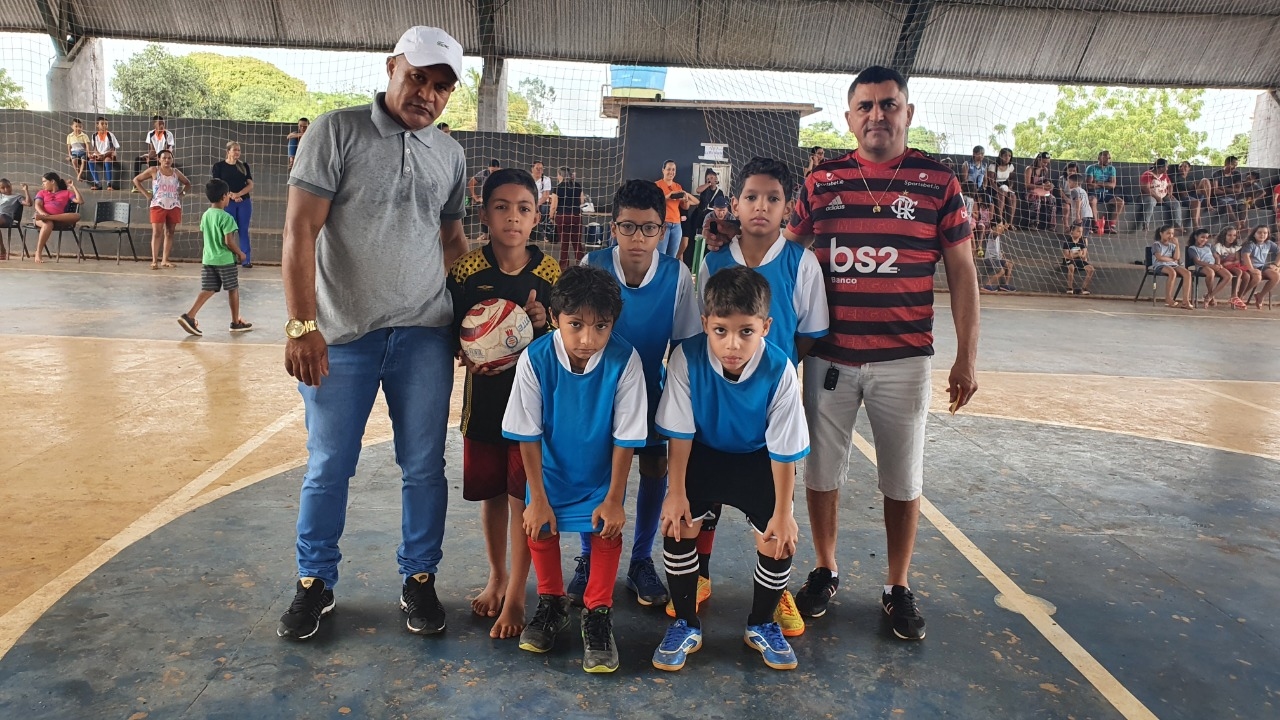 MÊS DAS CRIANÇAS: Escola Municipal Escola Municipal Luís Ramos dos Santos realiza encerramento dos Jogos Interclasse