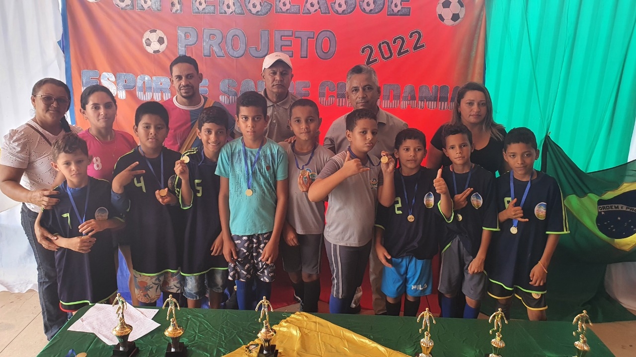 MÊS DAS CRIANÇAS: Escola Municipal Escola Municipal Luís Ramos dos Santos realiza encerramento dos Jogos Interclasse