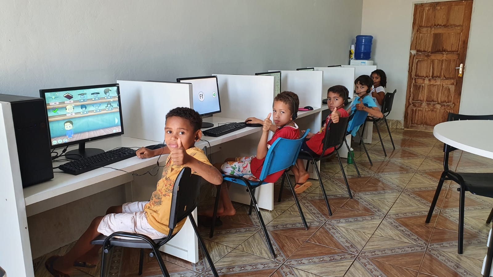 Secretaria Municipal de Educação oferta Curso de Informática Básica aos estudantes de Angico