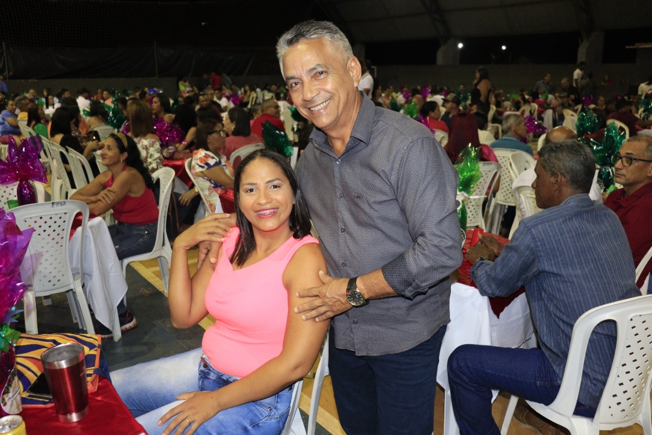Prefeitura de Angico promove Confraternização de Fim de Ano para os Servidores Municipais