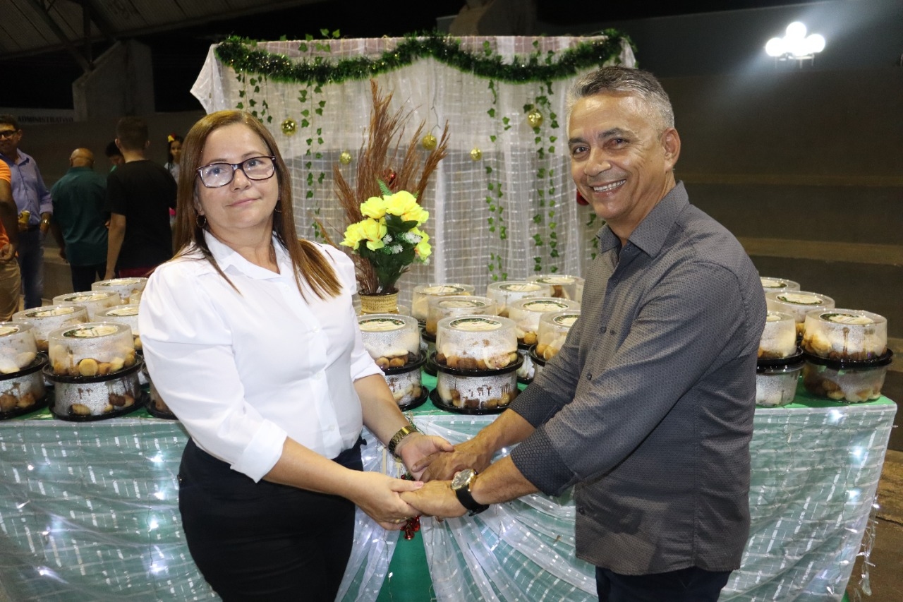 Prefeitura de Angico promove Confraternização de Fim de Ano para os Servidores Municipais