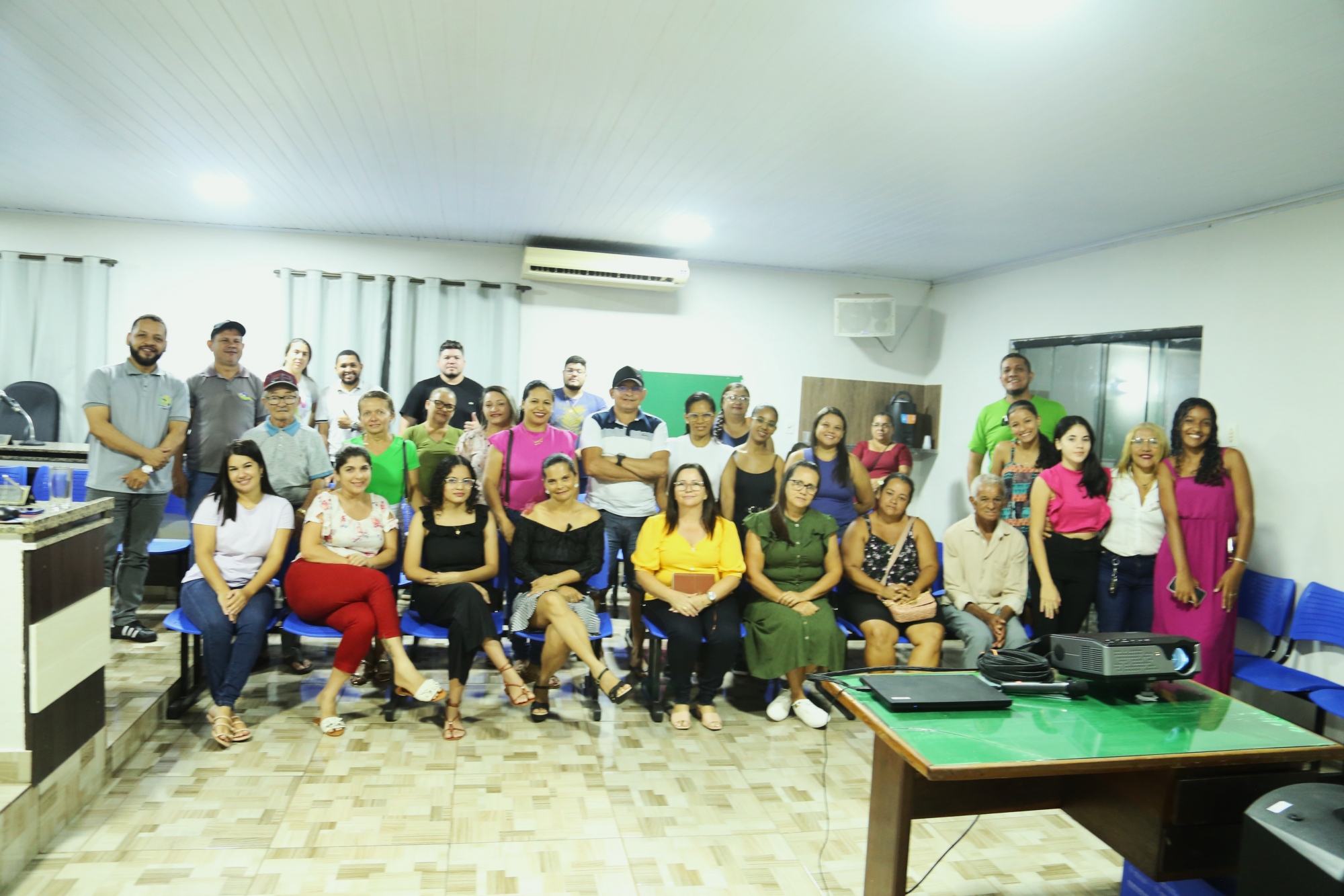 REUNIÃO COM AGENTES CULTURAIS 